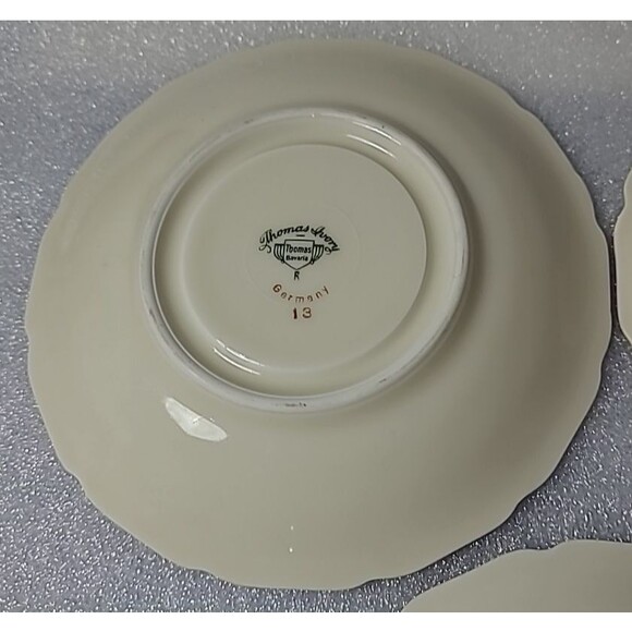 Thomas Ivory Thomas Bavaria "Rosemont” saucers 3pc. set - Picture 7 of 8